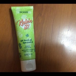 LPerfectly Posh Kale’n It Face Wash